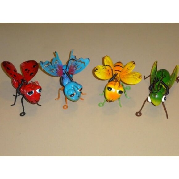 Metal Garden Bug Sculptures Statues Yard Art Decoration, Set of 4 Garden Decor - Picture 2 of 3